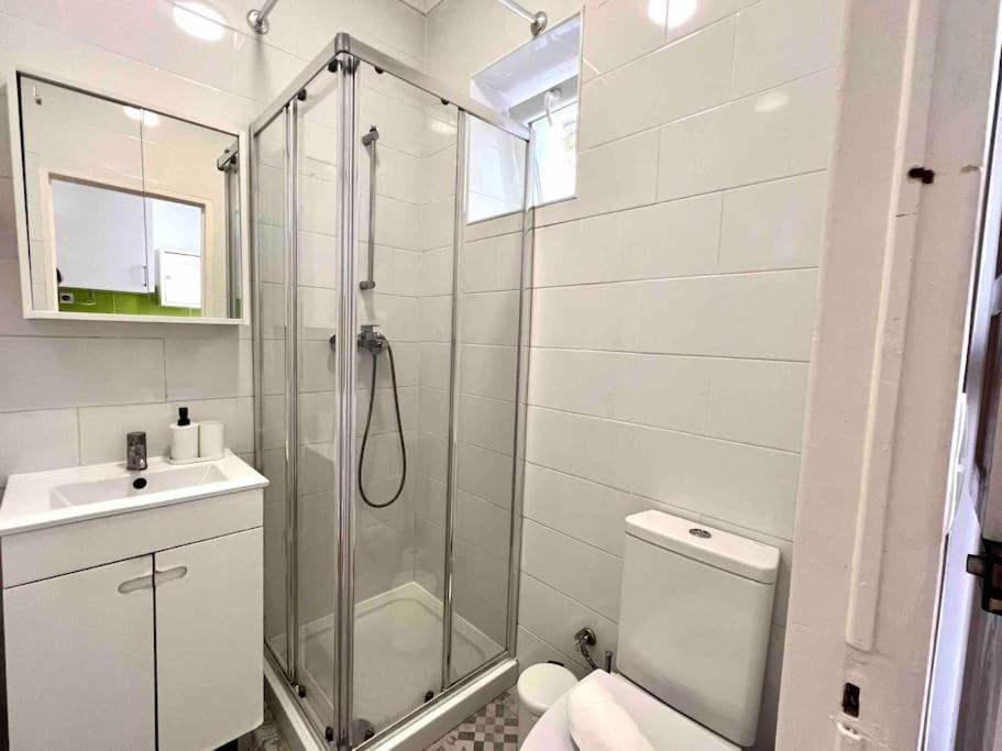 Studio In Estoril Near Beach Walk In 3 Min Bagian luar foto